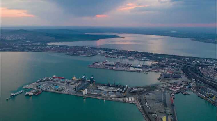 В Болгарском порту перехватили почти полтонны героина