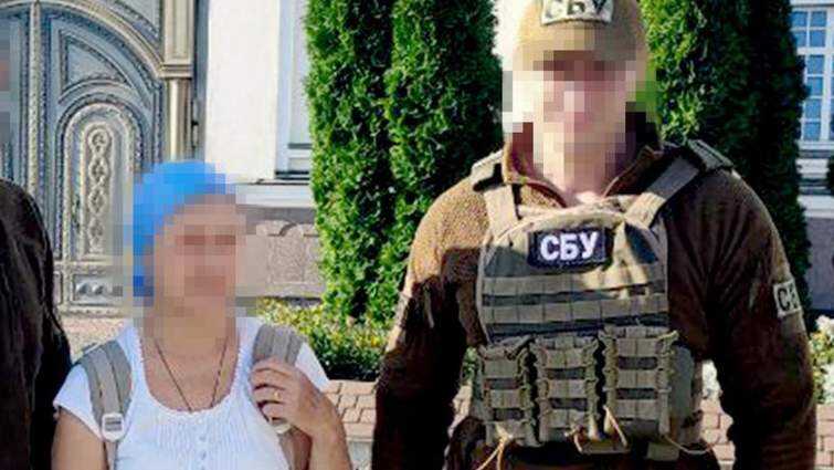 СБУ на Тернопільщині в Почаївській лаврі затримала проросійську агітаторку