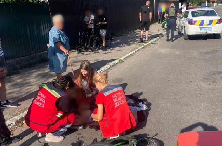 У Київській області мотоцикліст збив 10-річного велосипедиста