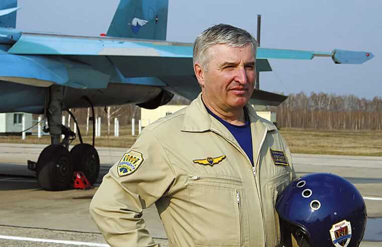 У РФ помер відомий російський льотчик-снайпер Олександр Харчевський