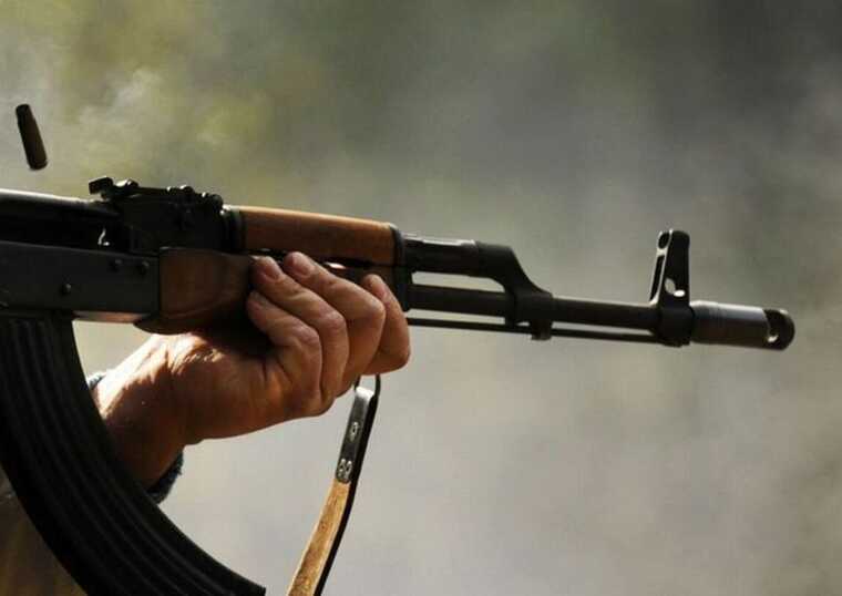 На Тернопільщині чоловік влаштував стрілянину по людях з автомата