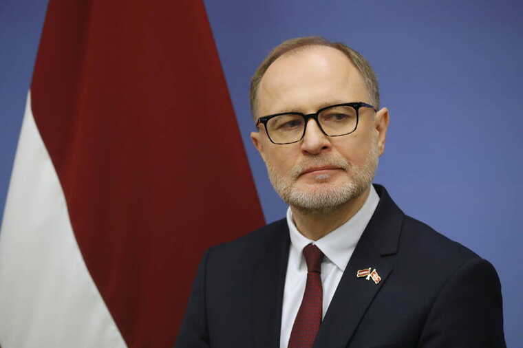 ³ " ", -   ⳿  䳿   