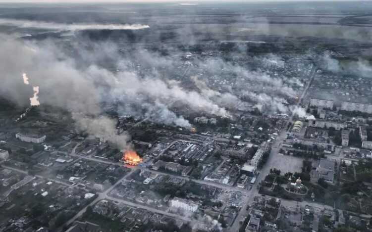 Окупанти обстріляли Вовчанськ із важкої вогнеметної системи та РСЗВ