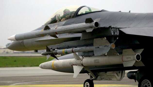 Сполучені Штати схвалили продаж Румунії ракет класу «повітря-повітря»