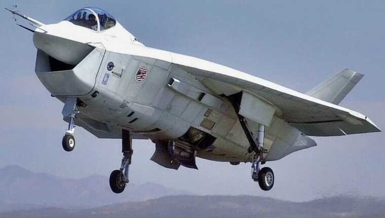 Трампу подобається винищувач, якого не існує