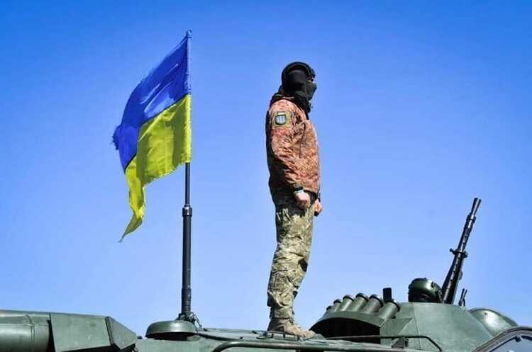 Над окупованою Херсонщиною замайоріли понад двадцять українських прапорів