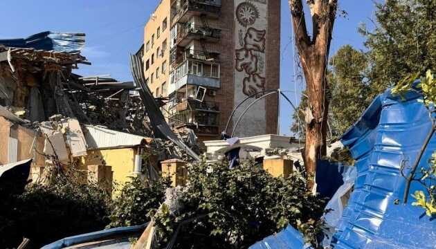 МЗС України закликало світ засудити російський удар по готелю в Краматорську