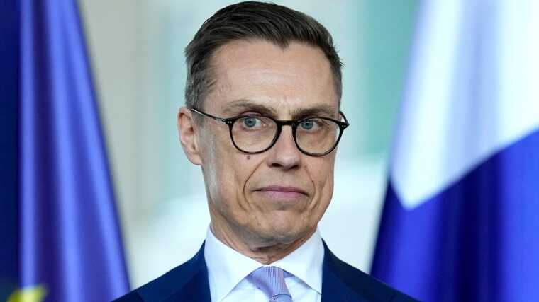 Фінляндія дозволила Україні бити по території РФ західною зброєю, - Стубб