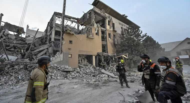 Ракетний удар по готелю у Кривому Розі: кількість жертв збільшилась