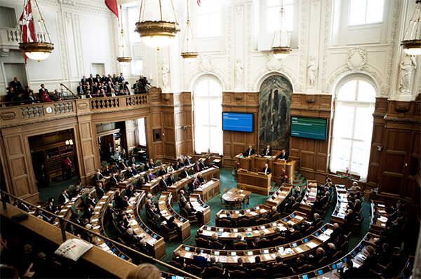 В правительстве Дании будут созданы три новых министерства