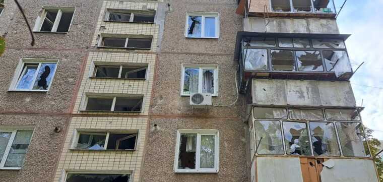 Загарбники вдарили по Нікополю: загинула жінка, ще п’ятьох осіб поранено