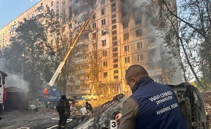 Авиаудар по Харькову: момент падения авиабомбы попал на камеру