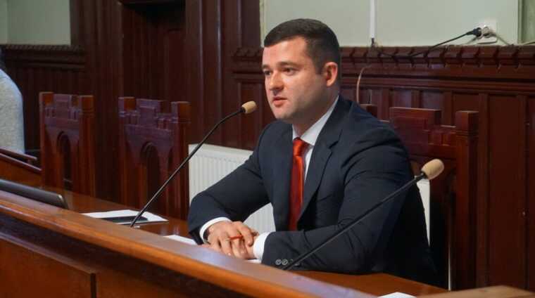 Антикорупційний суд зняв браслет із мера Мукачева Балоги