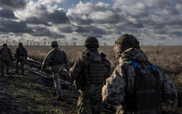 Українські війська на Покровському напрямку потрапили в оточення між Лисівкою та Желанним, — військовий