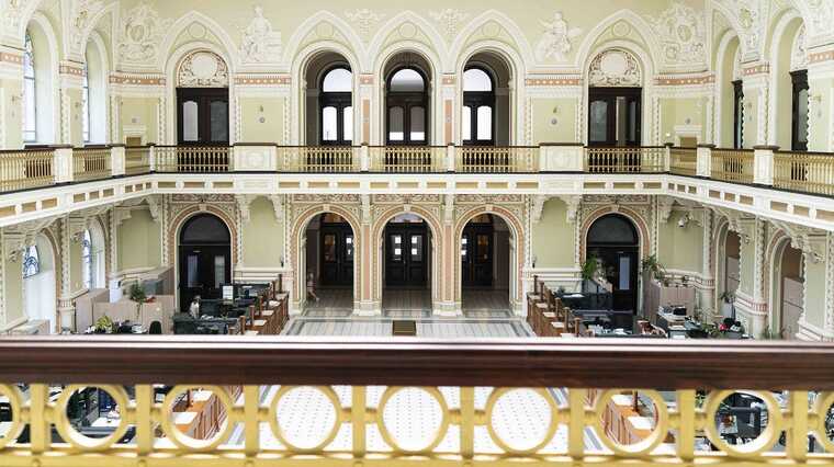 Додаткові обмеження по банківських картках: в НБУ заперечують