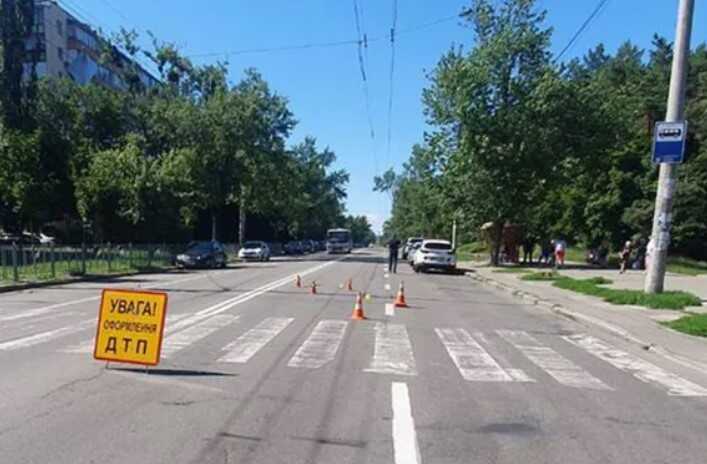 У Києві судитимуть водія BMW, який на пішохідному переході збив дитину