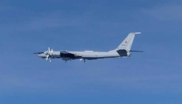 Японія піднімала в повітря винищувачі через російські літаки, що облітали архіпелаг