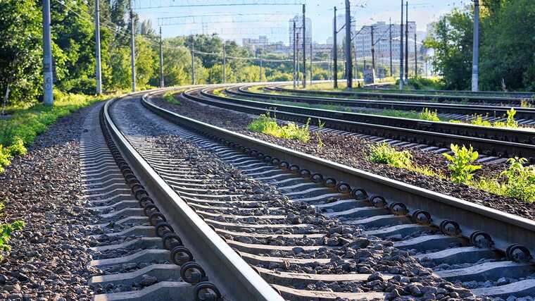 В Україні за добу підпалили три машини військових і чотири релейні шафи, – ЗМІ