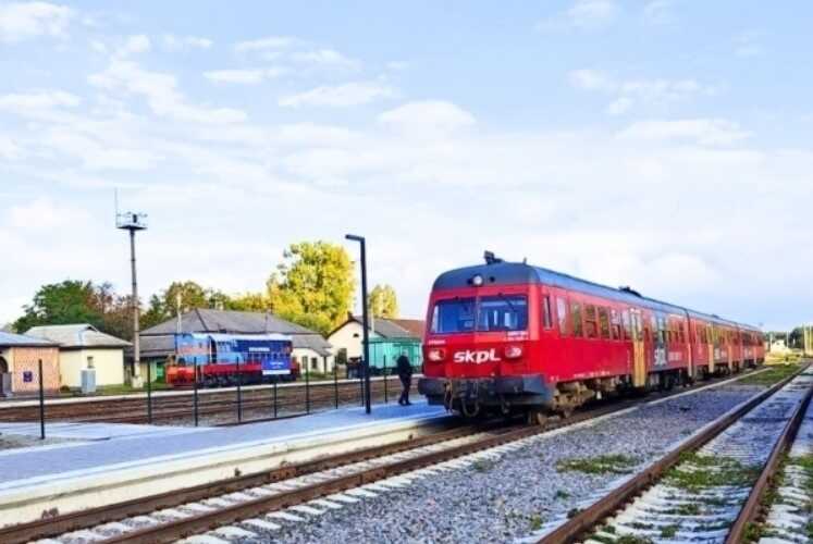 З 22 вересня продаж квитків на потяг зі Львівщини до Варшави припиняється