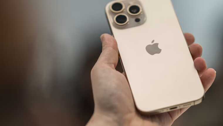 Власники iPhone скаржаться, що нова iOS "вбиває" акумулятори їхніх телефонів