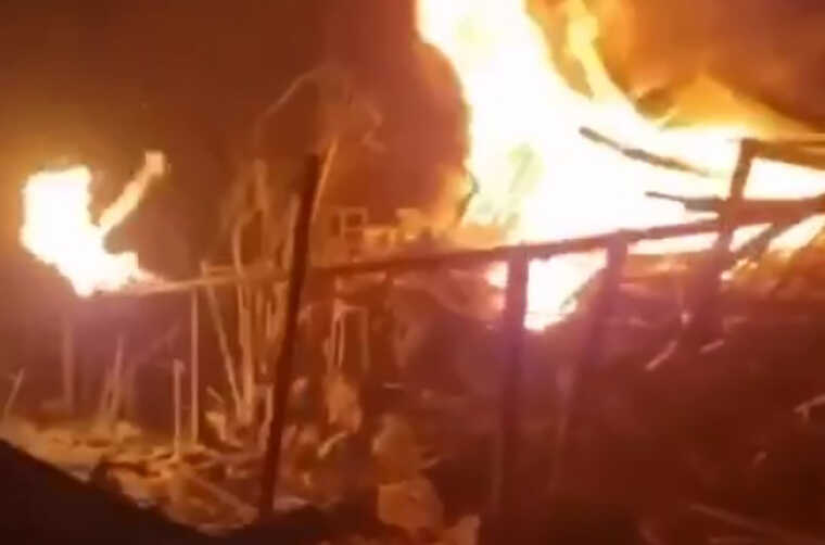 В сети публикуют видео первых минут после удара РФ по Кривому Рогу