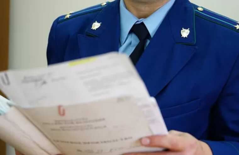 У Харкові прокурор під час війни за півмільйона купив годинник Rolex