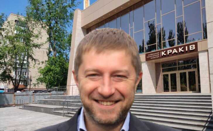 У Києві правоохоронці розслідують “оновлення” кінотеатру «Краків»