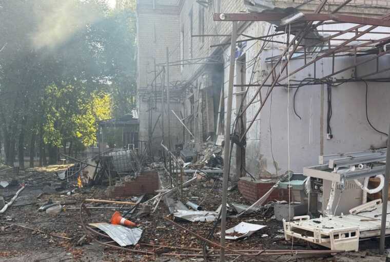 Police publish the first footage of the aftermath of the attack on the medical facility in Sumy