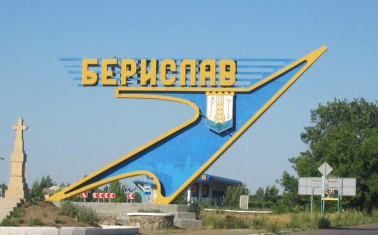 Россияне совершили очередной обстрел Берислава в Херсонской области: есть пострадавшие