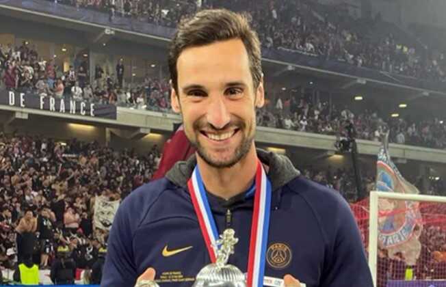 Колишній воротар ПСЖ, який був 2 місяці в комі, повернувся у футбол