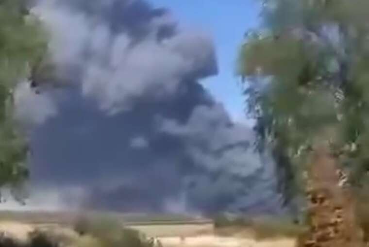 На Харківщині внаслідок лісової пожежі повністю вигоріло селище Піски-Радьківські