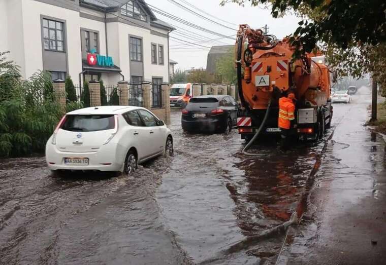 В столице зафиксировали рекорд суточного количества осадков