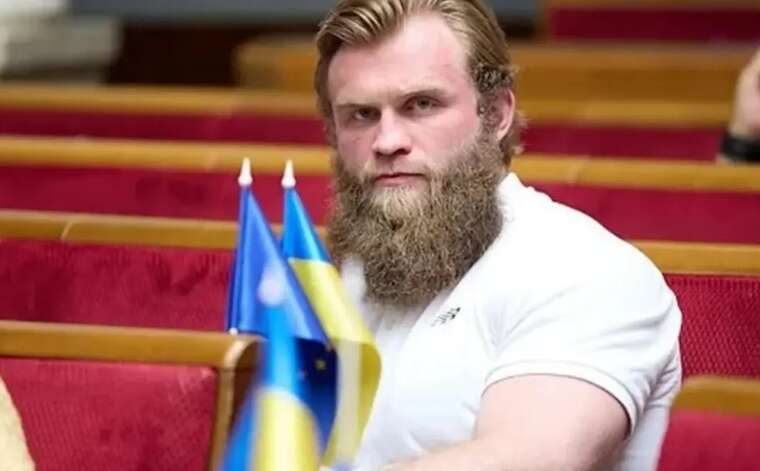 Нардеп-утікач Артем Дмитрук сьогодні брав онлайн-участь у засіданні комітету з питань правоохоронної діяльності