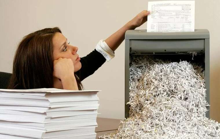 НАБУ закупило три десятка уничтожителей документов