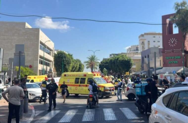 В Ізраїлі чоловік на мотоциклі влаштував різанину: шестеро поранених