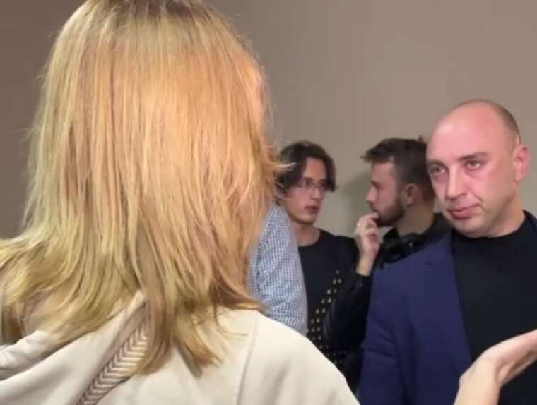 Сторонники Гнезділова вступили в діалог з силовиками в залі суду