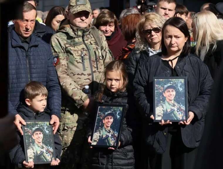 Во Львове попрощались с зятем Ирины Фарион