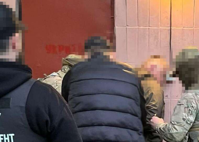 Security Service of Ukraine detained an official of "Ukrenergo" who justified the crimes of the occupiers