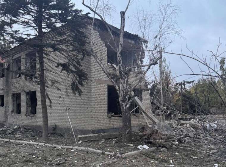 Авіаудар по Кураховому: знищено Будинок культури та дитячий навчальний заклад