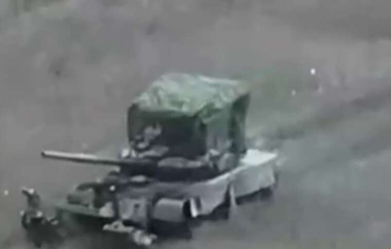 Десантники показали эксклюзивные кадры, как горящий российский танкист бегает по посадке