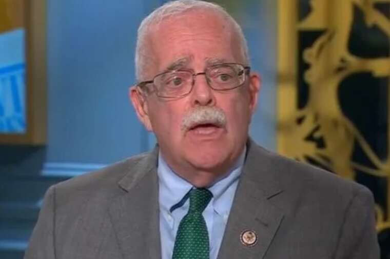 Идея Зеленского заменить американские войска в Европе украинцами неуместна, - Коннолли