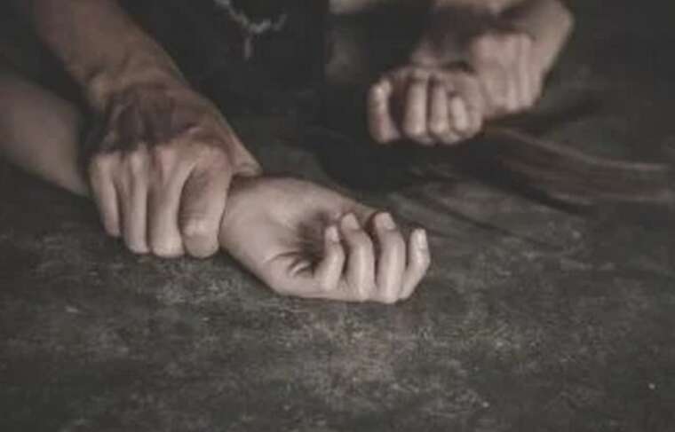 Поліція повідомила підозру трьом окупантам у зґвалтуванні жінки в Ягідному