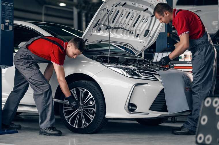 Чимало працівників СТО в Харкові не з’являється на робочому місці