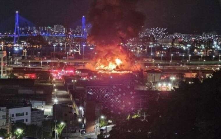 У Південній Кореї на складі армії США виникла потужна пожежа