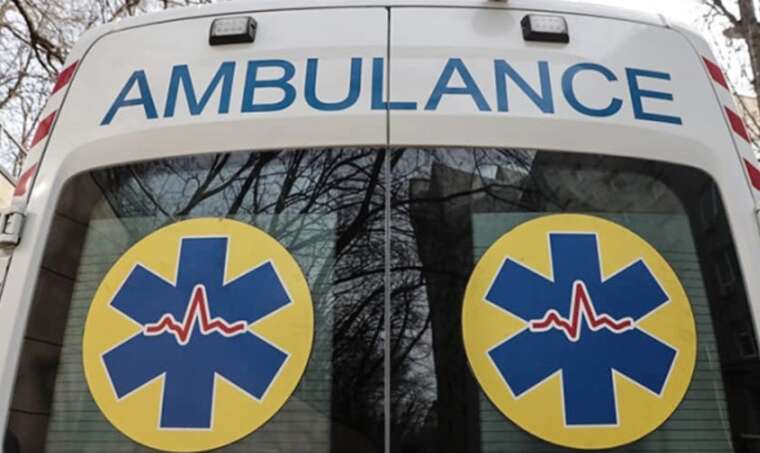 Окупанти на Херсонщині обстріляли цивільну автівку: є поранений