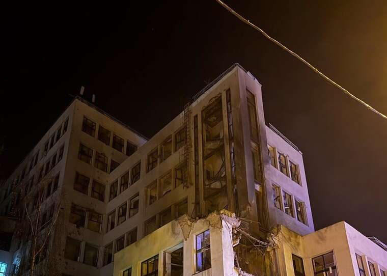 У будівлі Держпрому кілька поверхів зруйновані КАБом, - Синєгубов