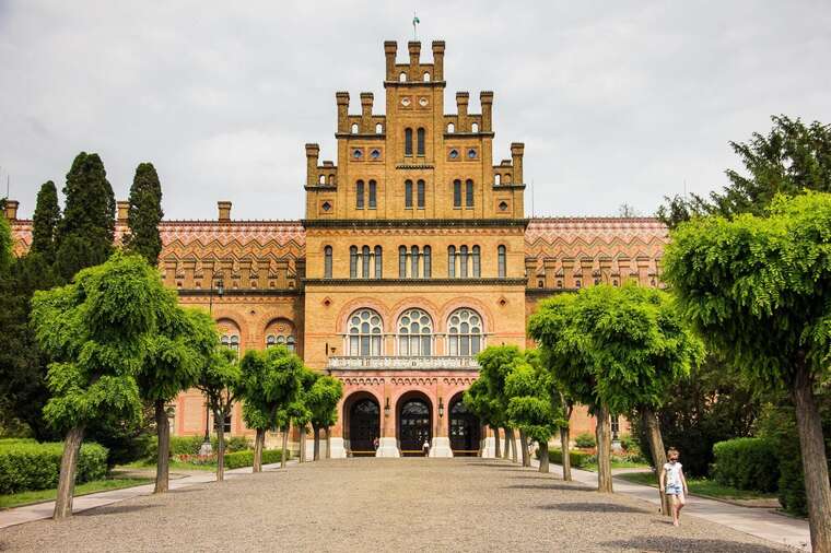 У Чернівецькому університеті ім. Юрія Федьковича заборонили використання Telegram