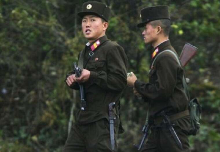 Северокорейских инструкторов заметили на полигоне возле оккупированного Мариуполя