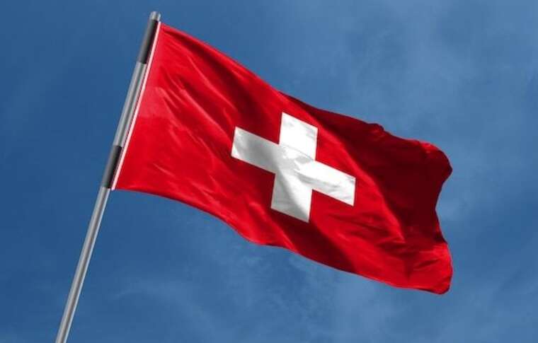 Швейцарія знову почала депортацію правопорушників в Україну