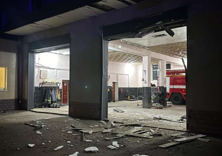 На Одещині внаслідок ракетної атаки РФ постраждало двоє рятувальників